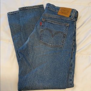 Levi’s Straight Leg Jeans